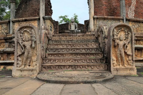 Seated Buddha in Vatadage building, The Quadrangle, UNESCO World Heritage Site, the ancient city of