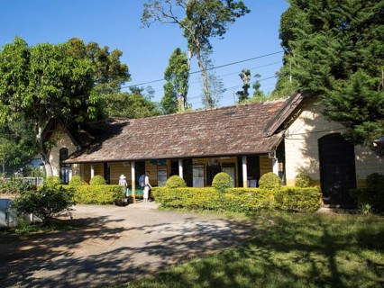 Exterior of railway station, Ella, Badulla District, Uva Province, Sri Lanka, Asia