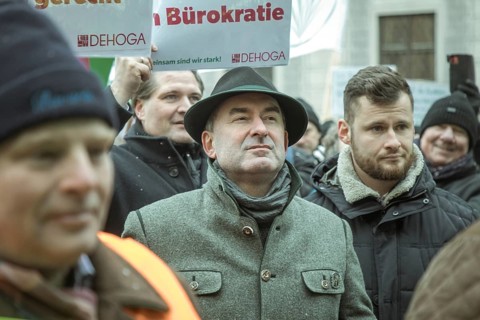 Vice President and Minister of Economic Affairs Hubert Aiwanger at the rally, farmers' protest,