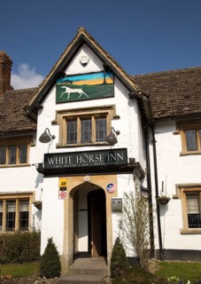 The White Horse Inn, Compton Bassett, Wiltshire, England, UK