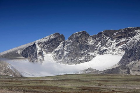 Snohetta, highest mountain in the Dovrefjell range, Dovrefjell-Sunndalsfjella National Park,