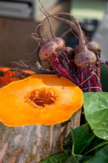Market stall, market sale of vegetables, pumpkin and beetroot, Majorca, Balearic Islands, Spain,