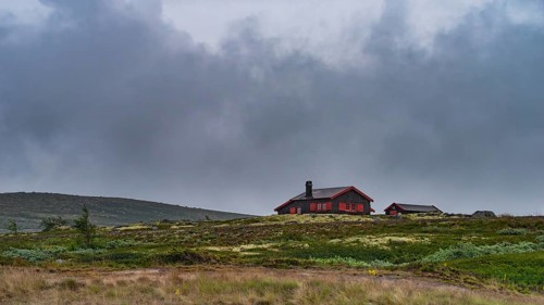 Shot of a hut in the rain, landscape format, log cabin, holiday home, Fjell, treeless plateau,