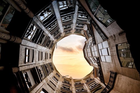 Museum, cultural centre, Casa Mila, Casa Mila, facade in the inner courtyard, view upwards,