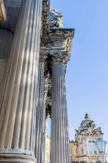 Roman columns on exterior of Dolmabahce Palace in Istanbul, Tuerkiye