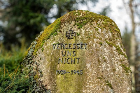 Memorial stone for the victims of the Second World War 1939, 1945 in the castle park,