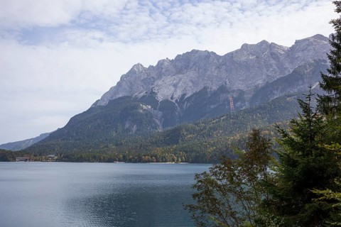 Zugspitze massif with Eibsee lake, Wetterstein mountains, Grainau, Werdenfelser Land, Upper