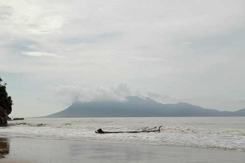 Bako national park, sea sandy beach, overcast, cloudy day, sky and sea. Vacation, travel, tropics