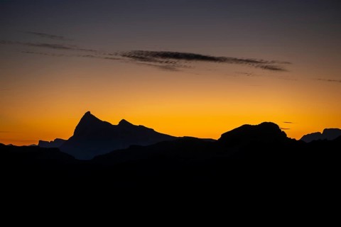 Sunrise over Dolomite peaks, Corvara, Dolomites, Italy, Europe