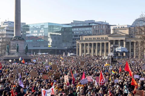 Against right-wing extremism, fascism and the AfD, large demonstration on Schlossplatz with 20, 000