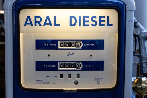 Historic petrol pump fuel fuel nostalgia refuelling Aral
