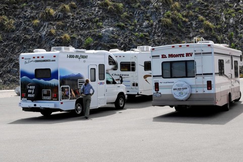 Motorhomes, coast near Big Sur, Pacific Ocean, California, USA, North America