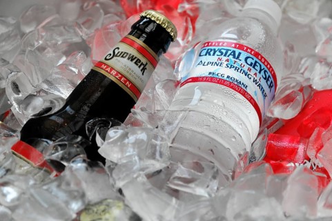 Beverage sales, near Fisherman's Wharf and Pier 39 in San Francisco, California, San Francisco,