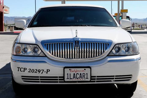 Stretch Limousine LNS Series, petrol station, rest area, California USA