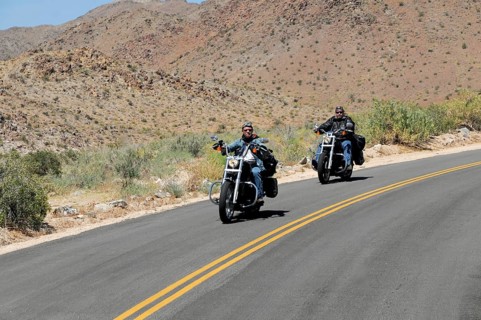 Tourists, Joshua Tree National Park, Palm Desert, Southern California, USA, North America