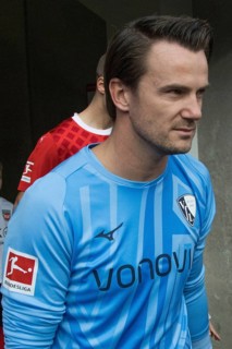 Football match, Manuel RIEMANN VFL Bochum portrait, Voith-Arena football stadium, Heidenheim