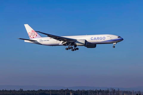 Aircraft approaching Frankfurt Airport, Fraport Airport. B-18776, CHINA AIRLINES BOEING 777-F,