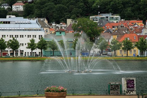 Lille Lungegardsvannet or Smalungeren, water feature fountain lake city centre of Bergen, Norway,