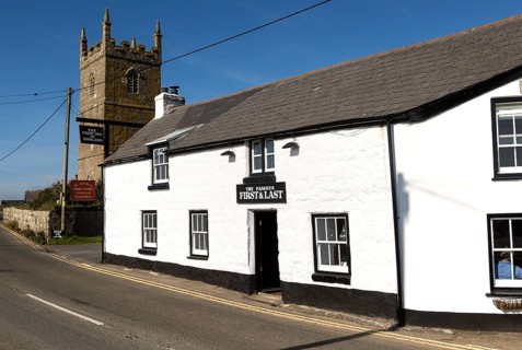 The Famous First and Last pub, Sennen village, Land's End, Cornwall, England, UK