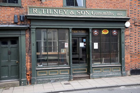 Traditional gunsmiths shop, Tilney and Son, Beccles, Suffolk, England, UK
