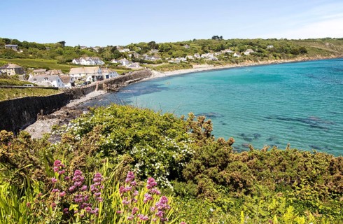 Coastal landscape bay and village houses, Coverack, Lizard Peninsula, Cornwall, England, UK