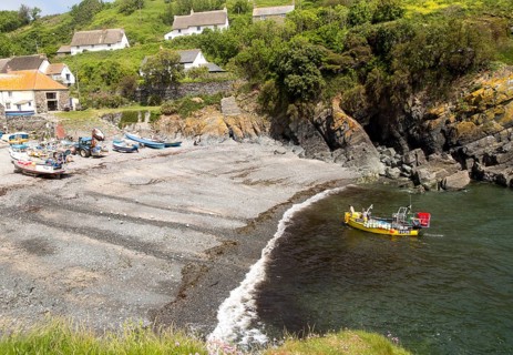 Fishing boats on beach, Cadgwith, Lizard peninsula, Cornwall, England, UK