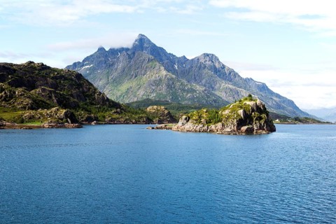 Jagged mountain peaks Raftsundet strait, Lofoten Islands, Nordland, northern Norway