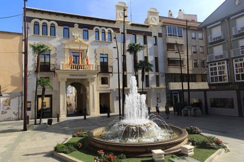 Fountain in plaza, Ayuntamiento town hall, Pego, Marina Alta, Alicante province, Spain, Europe