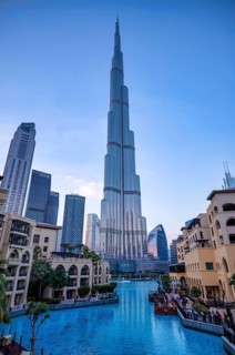 Burj Khalifa, Lake Burj Khalifa, Souk Al Bahar, shopping centre, Logo EMAAR, Downtown, evening