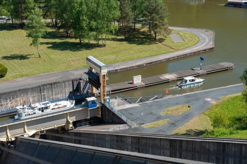 Boat lift on the Rhine-Marne Canal, Saint-Louis, Arzviller, Lorraine, France, Europe