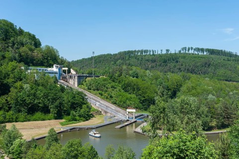 Boat lift on the Rhine-Marne Canal, Saint-Louis, Arzviller, Lorraine, France, Europe