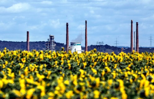PCK Raffinerie GmbH Schwedt. The refinery could be converted to produce climate-neutral paraffin in