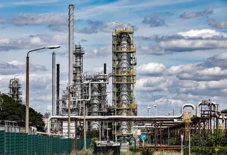 PCK Raffinerie GmbH Schwedt.the refinery could be converted to produce climate-neutral paraffin in