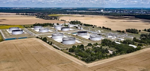 Tanks with crude oil at PCK-Raffinerie GmbH, Schwedt, 14 July 2022