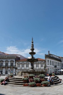 Fountain, pedestrian zone, main square, Praca da Republica, Ursulinas, Viana do Castelo, Portugal,