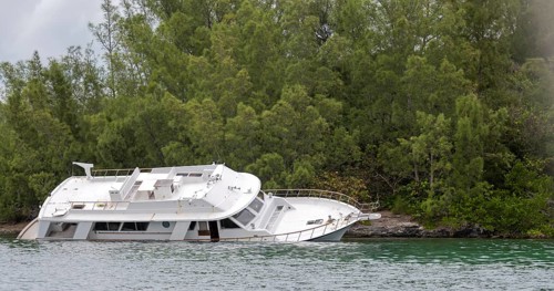Shipwreck after Hurricane Bermuda