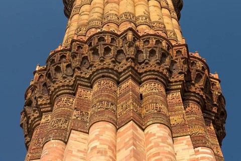 Qutb Minar, the minaret and victory tower, one of the UNESCO World Heritage Sites in Delhi,