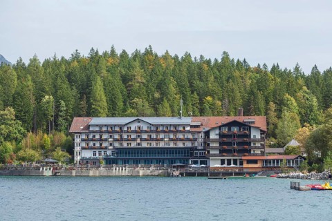 Eibsee, Eibsee-Hotel Grainau, Werdenfelser Land, Upper Bavaria, Bavaria, Germany, Europe