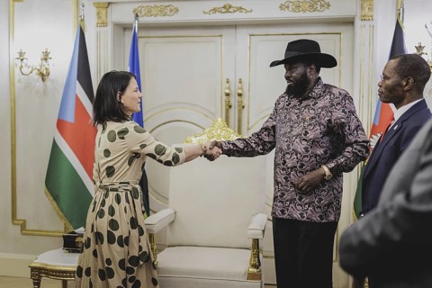 (L-R) Annalena Bärbock (Alliance 90/The Greens), Federal Foreign Minister, and Salva Kiir Mayardit,