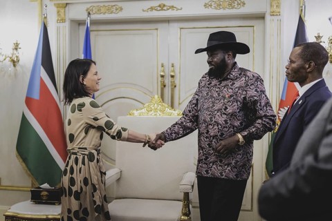 (L-R) Annalena Bärbock (Alliance 90/The Greens), Federal Foreign Minister, and Salva Kiir Mayardit,