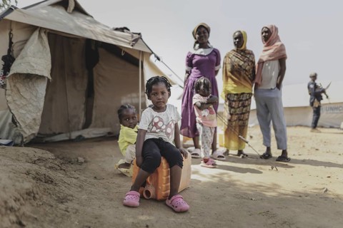 Family in the Gorom refugee settlement southwest of Juba, 26.01.2024. / Photographed on behalf of