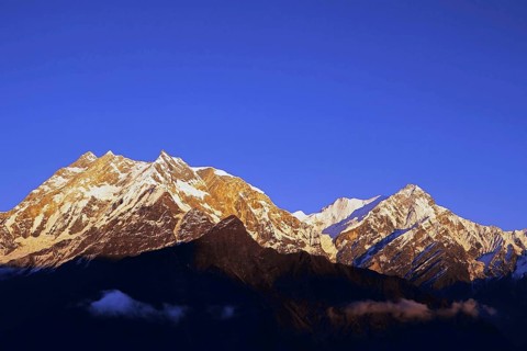 Sunset light on the Annapurna range from 15000 feet on the Thulobugin Ridge above the Kali Gandaki