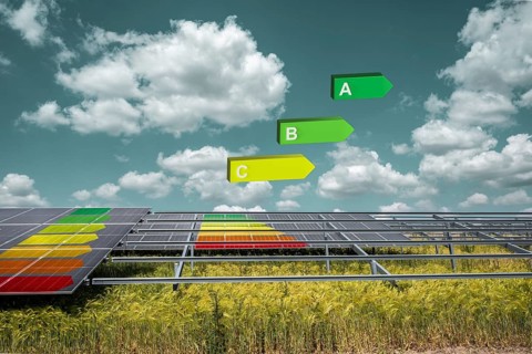 Solar panel system with EU energy label, symbolic image