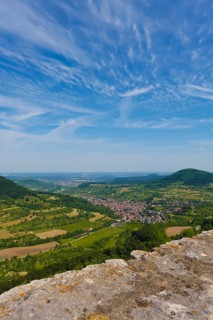 Ruin Reussenstein, ruin of a rock castle above Neidlingen, rock above the Neidlingen valley,