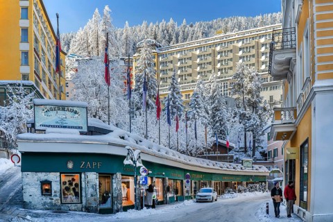 Winter main street in the town centre with shops and hotels, Bad Gastein, Gastein Valley, Hohe