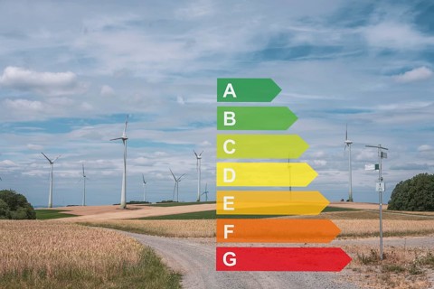 Solar panel system with EU energy label, symbolic image