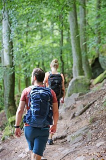 Symbolic image: Young couple hiking in the Palatinate Forest, here on the fifth stage of the