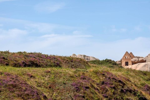 Ruin of an old (gunpowder) powder magazine, customs officers' path, customs officers' path near