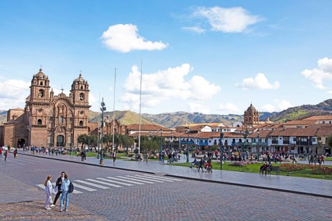 Plaza de Armas, on the left the historic Jesuit church Iglesia de la Compania de Jesus, old town,