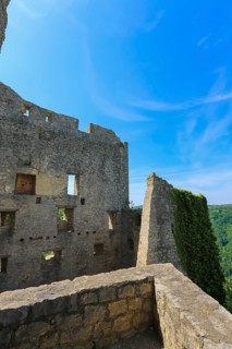 Ruin Reussenstein, ruin of a rock castle above Neidlingen, rock above the Neidlingen valley,